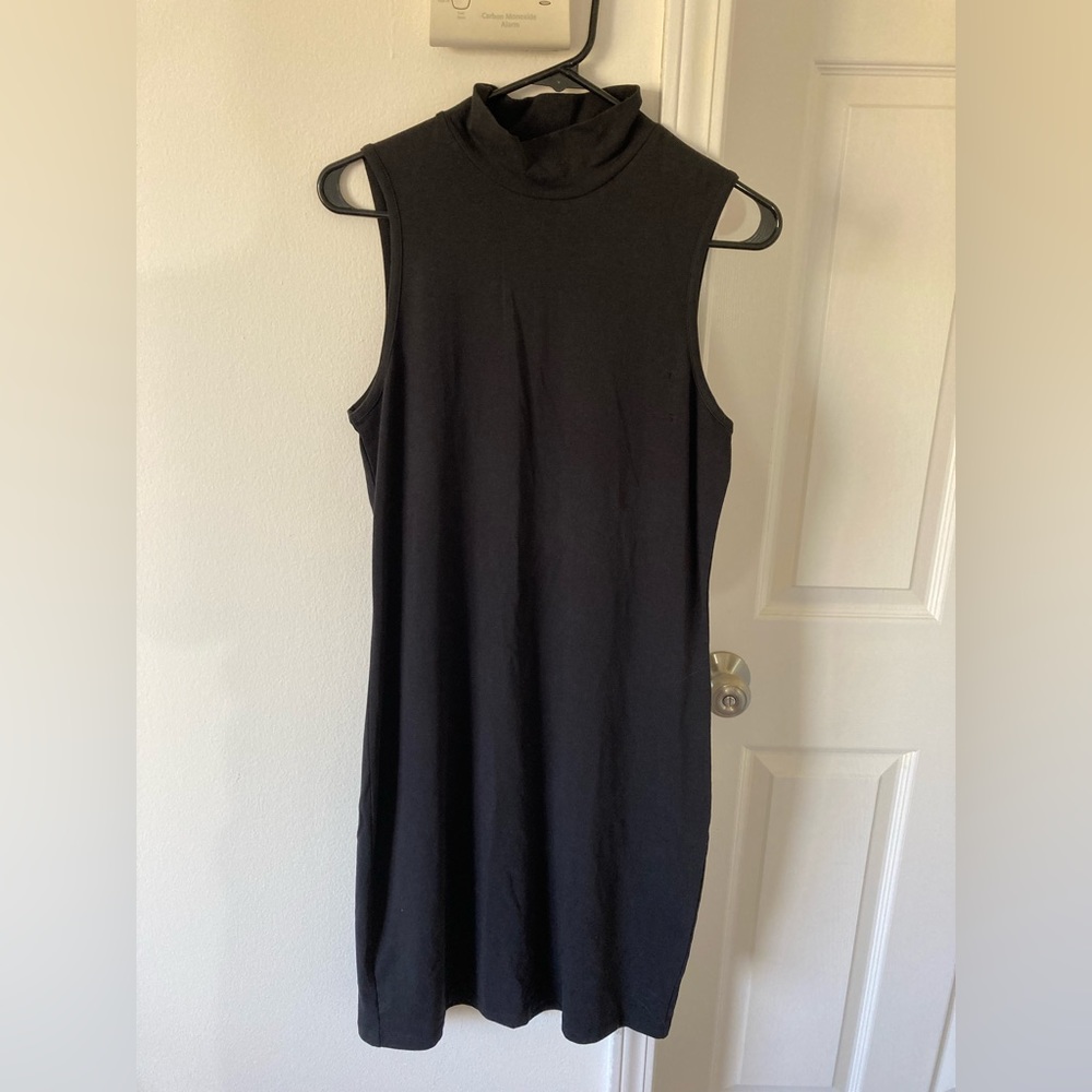Synergy Mock Turtleneck dress, size Medium, barely worn